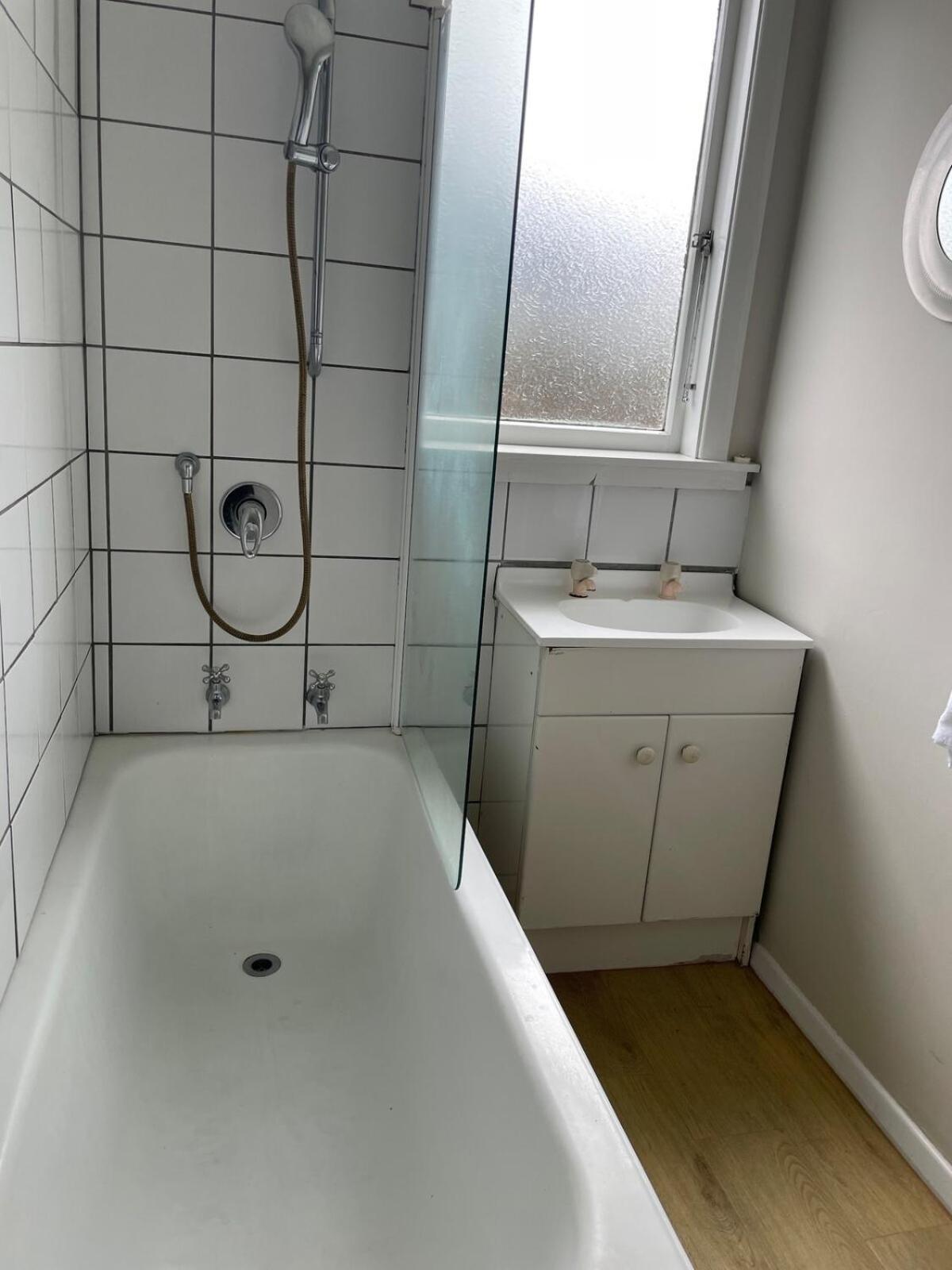 Attached Units On Madras! Unit A Apartment *