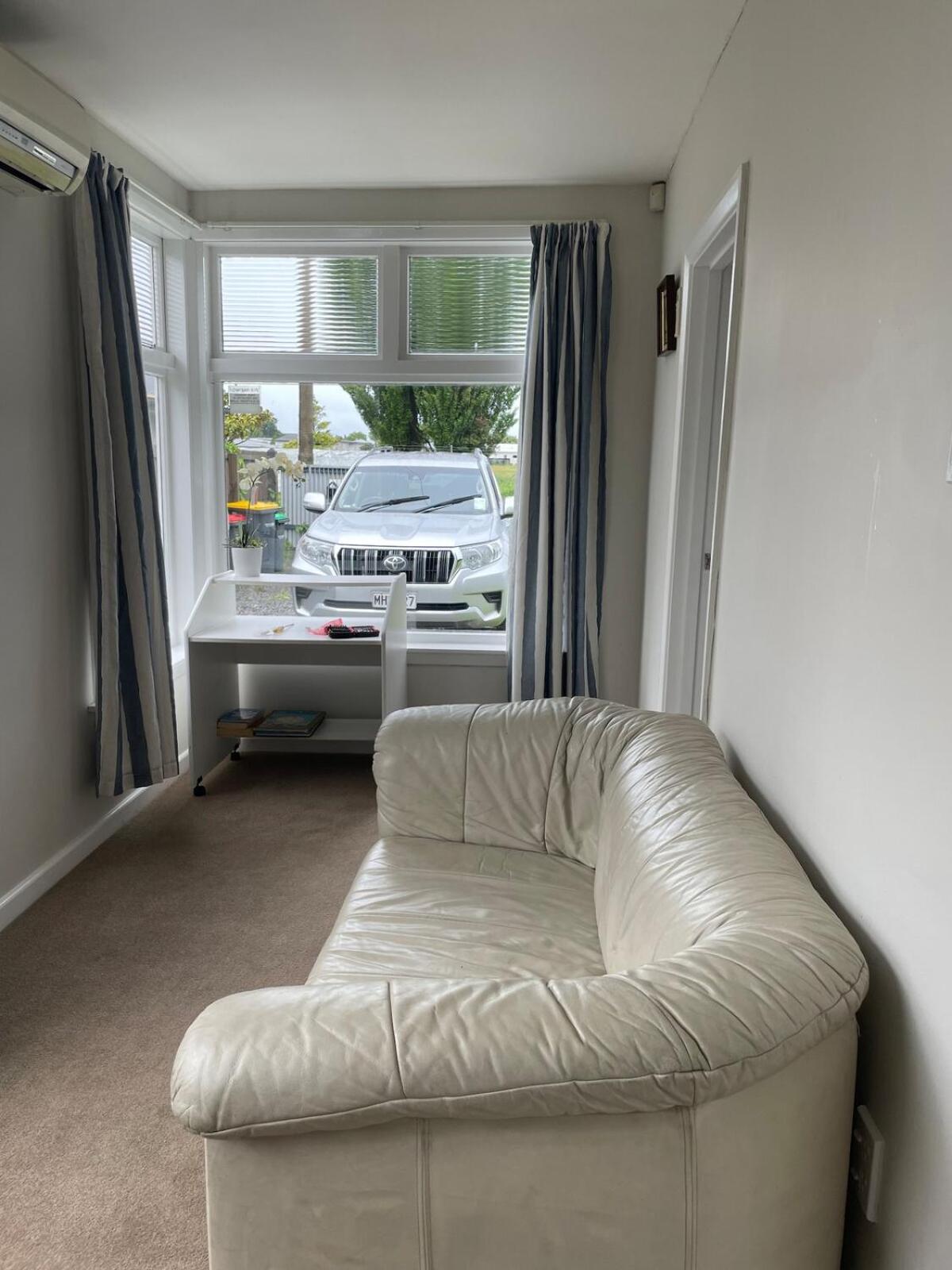 Attached Units On Madras! Unit A Apartment Christchurch
