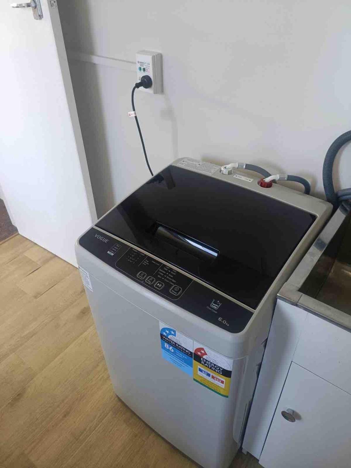 Attached Units On Madras! Unit A Apartment Christchurch